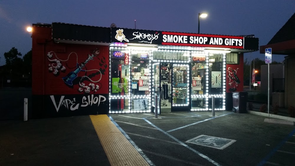 Smokey’s Smoke Shop / Vape Shop & Gifts